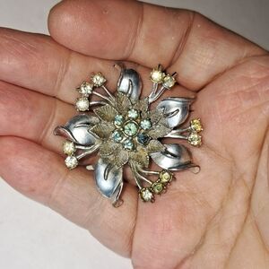 Open Work Abstract Flower Brooch Pin w/ Mixed Finishes (Silvertone)